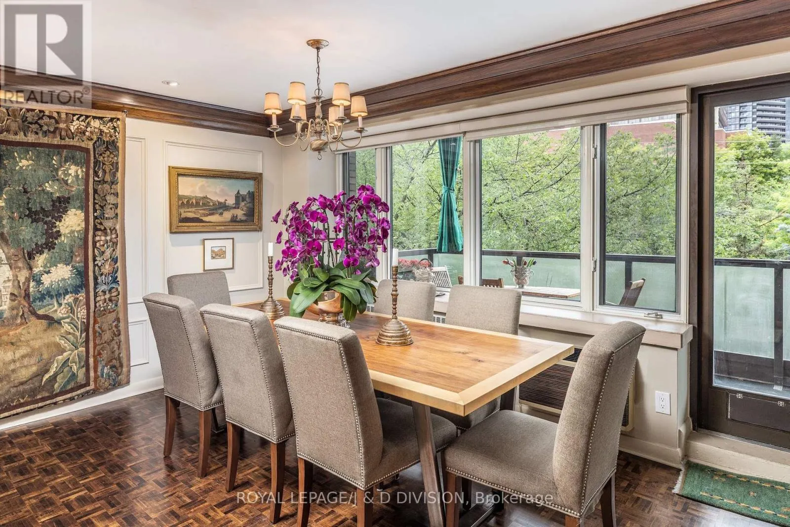 201 - 120 ROSEDALE VALLEY ROAD