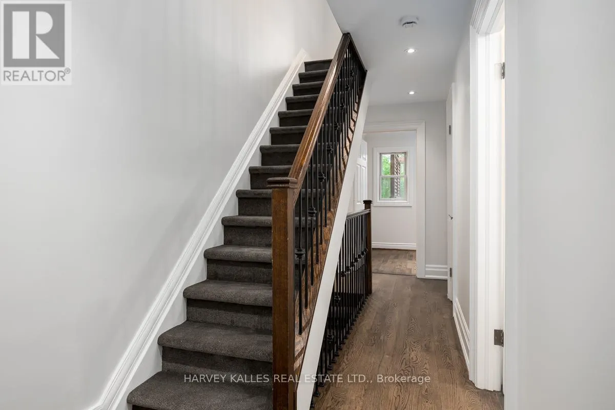 211 COTTINGHAM STREET