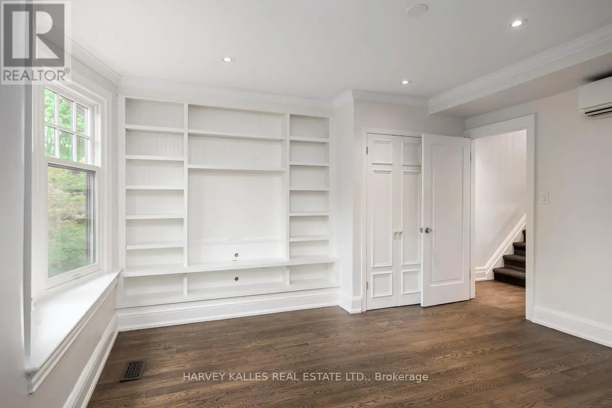 211 COTTINGHAM STREET