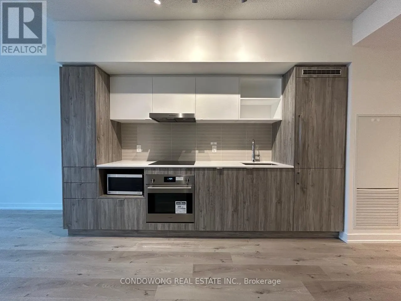2102 - 138 DOWNES STREET