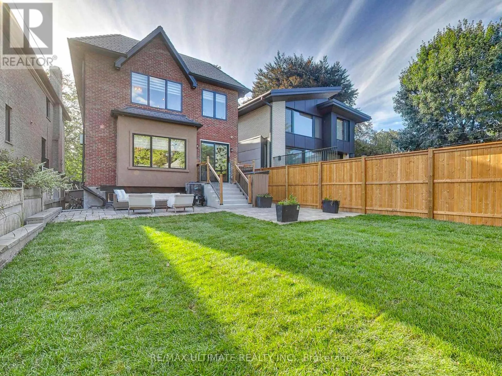 35 FLEMING CRESCENT