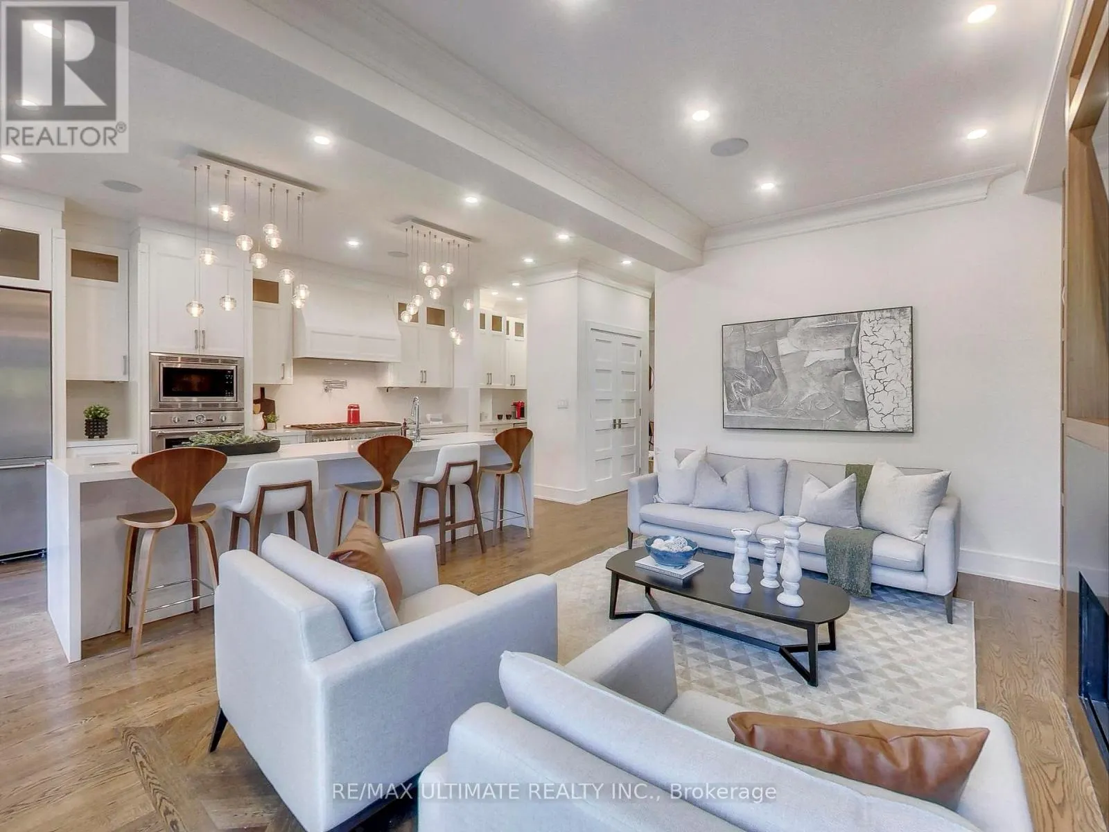 35 FLEMING CRESCENT