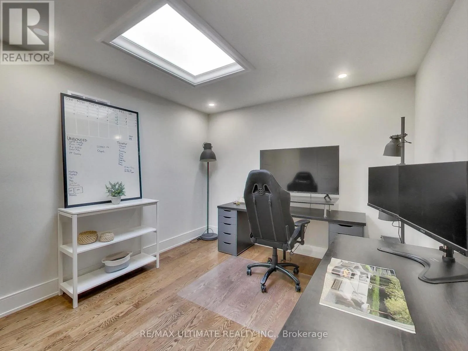 35 FLEMING CRESCENT