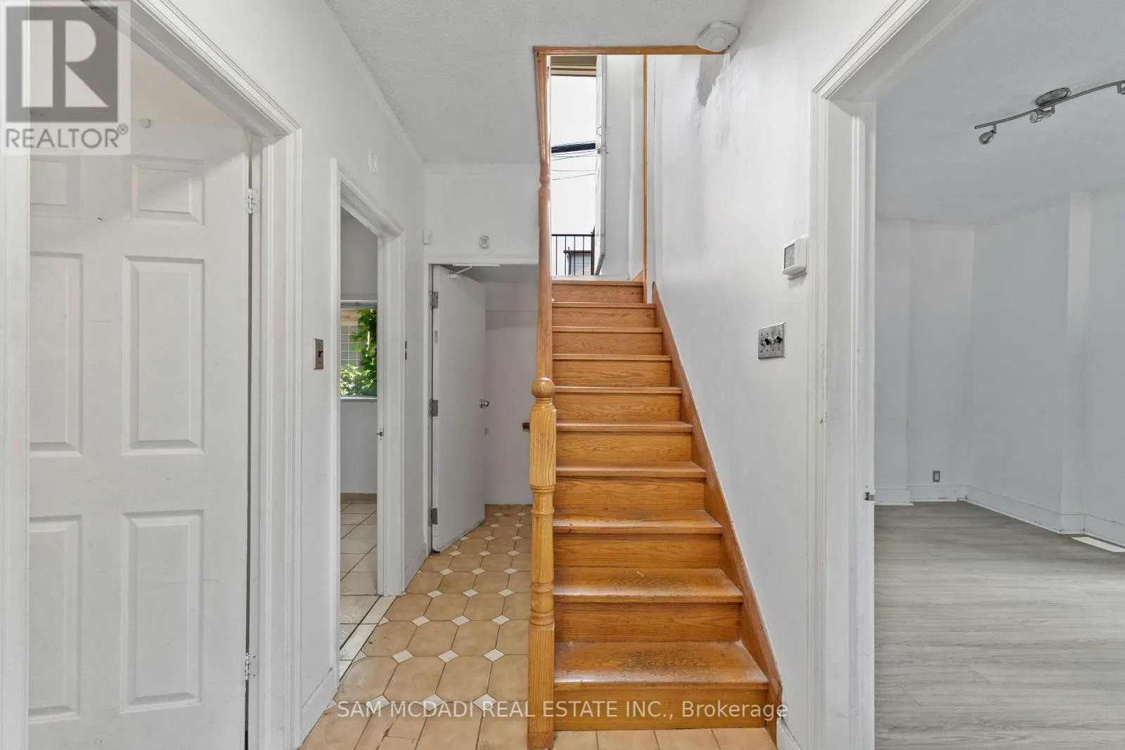 415 CRAWFORD STREET