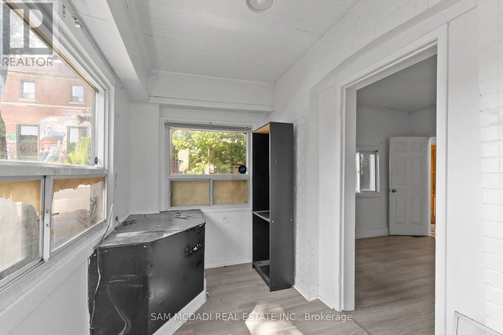 415 CRAWFORD STREET