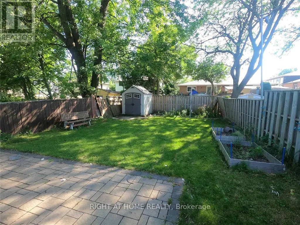 337 HOLLYBERRY TRAIL
