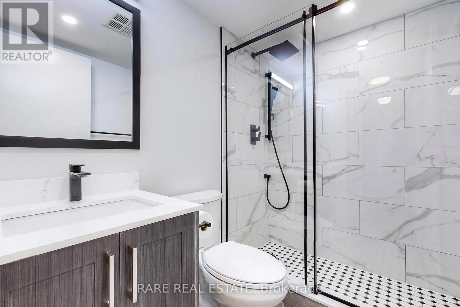 206 - 5785 YONGE STREET