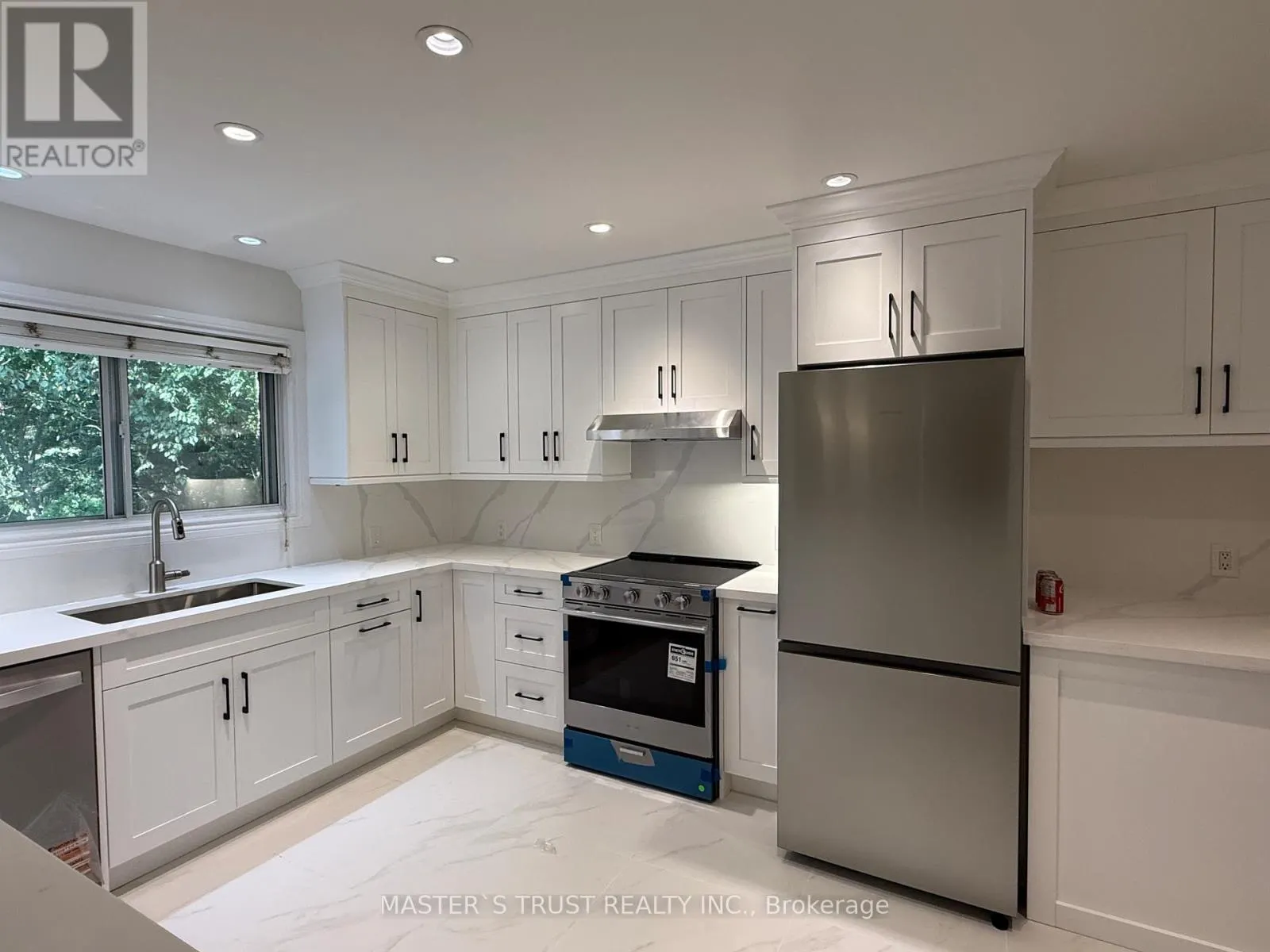 42 DAVEAN DRIVE