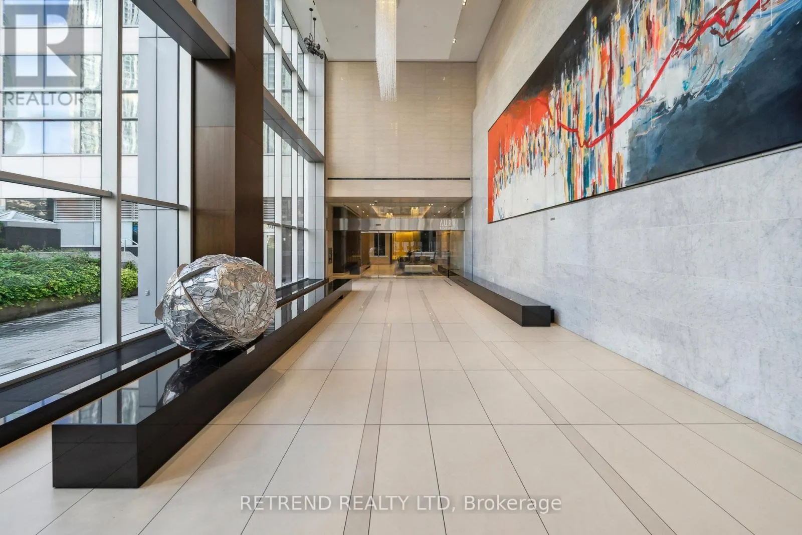 1004 - 386 YONGE STREET