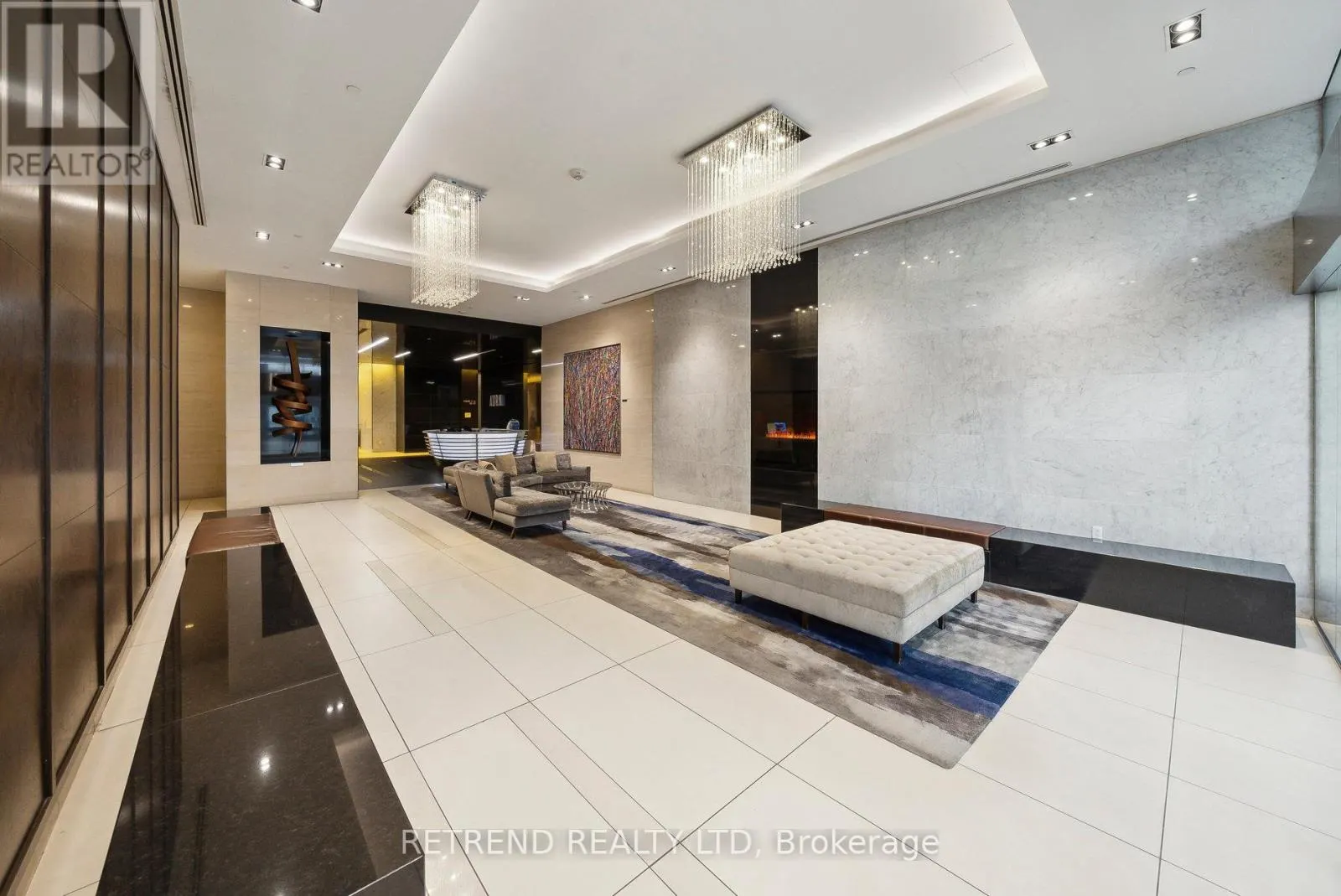 1004 - 386 YONGE STREET