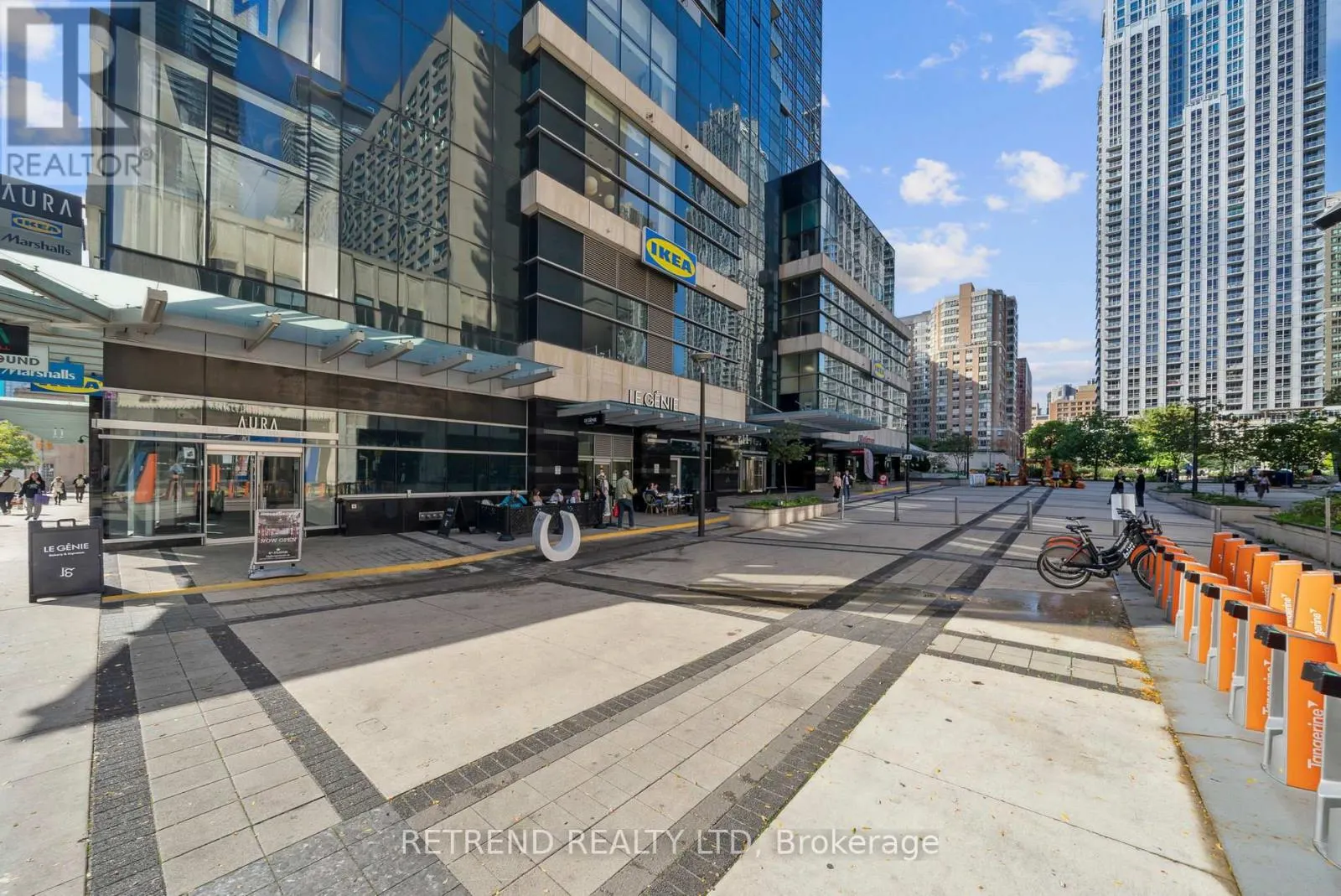 1004 - 386 YONGE STREET