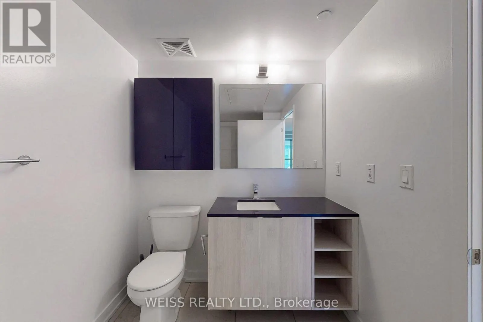 221 - 31 TIPPETT ROAD