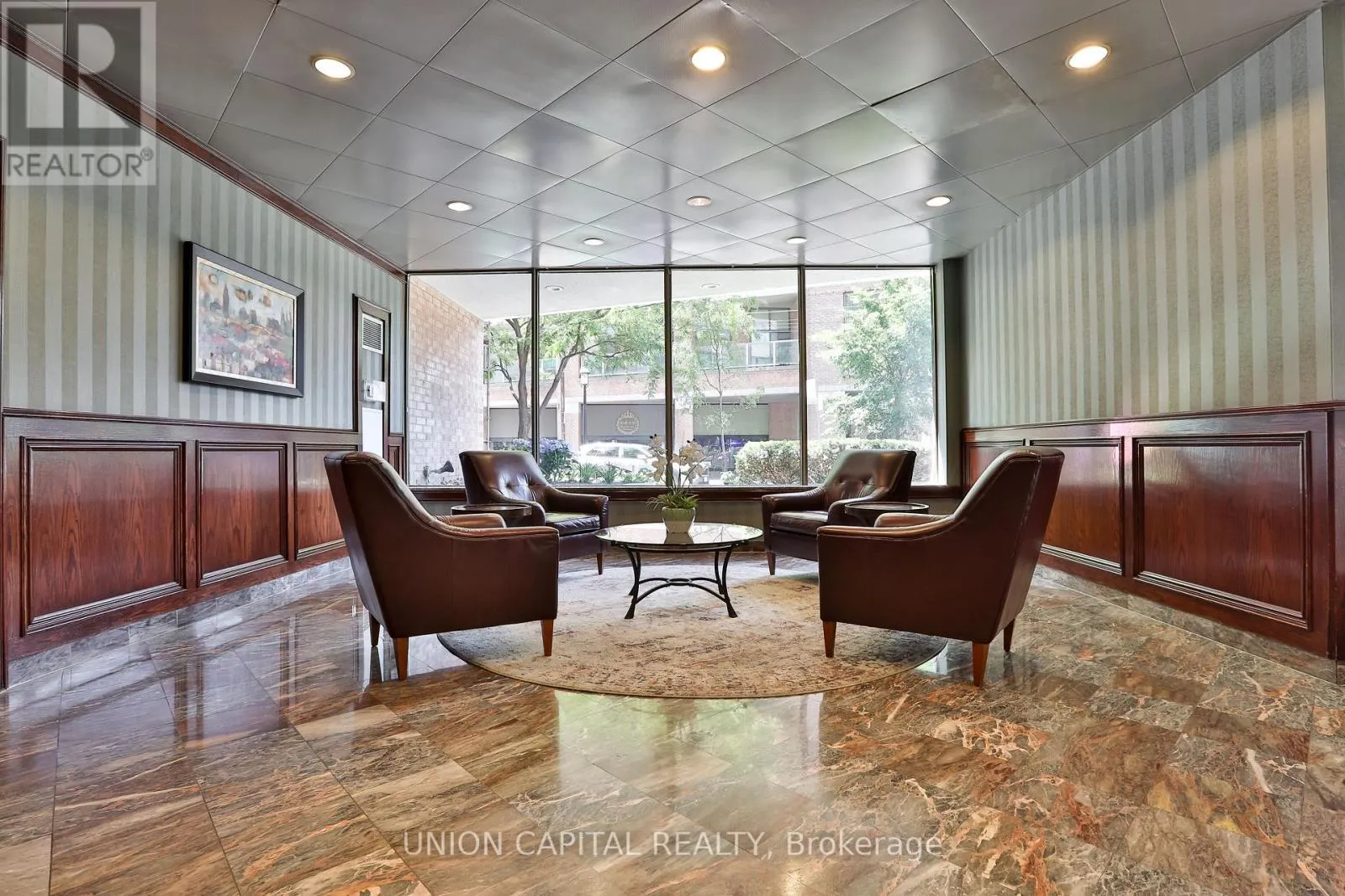 2209 - 1055 BAY STREET