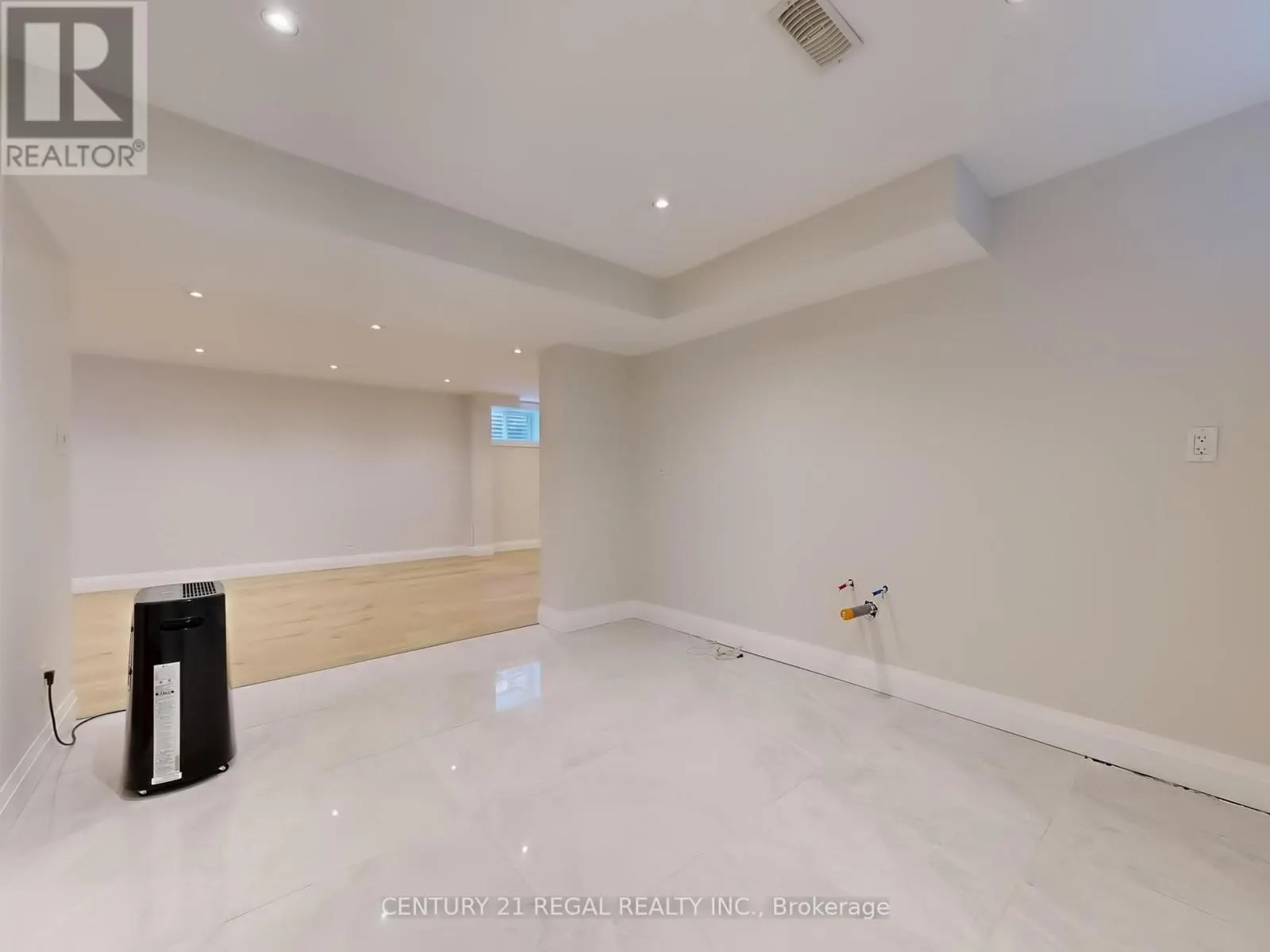 25 EVERMEDE DRIVE