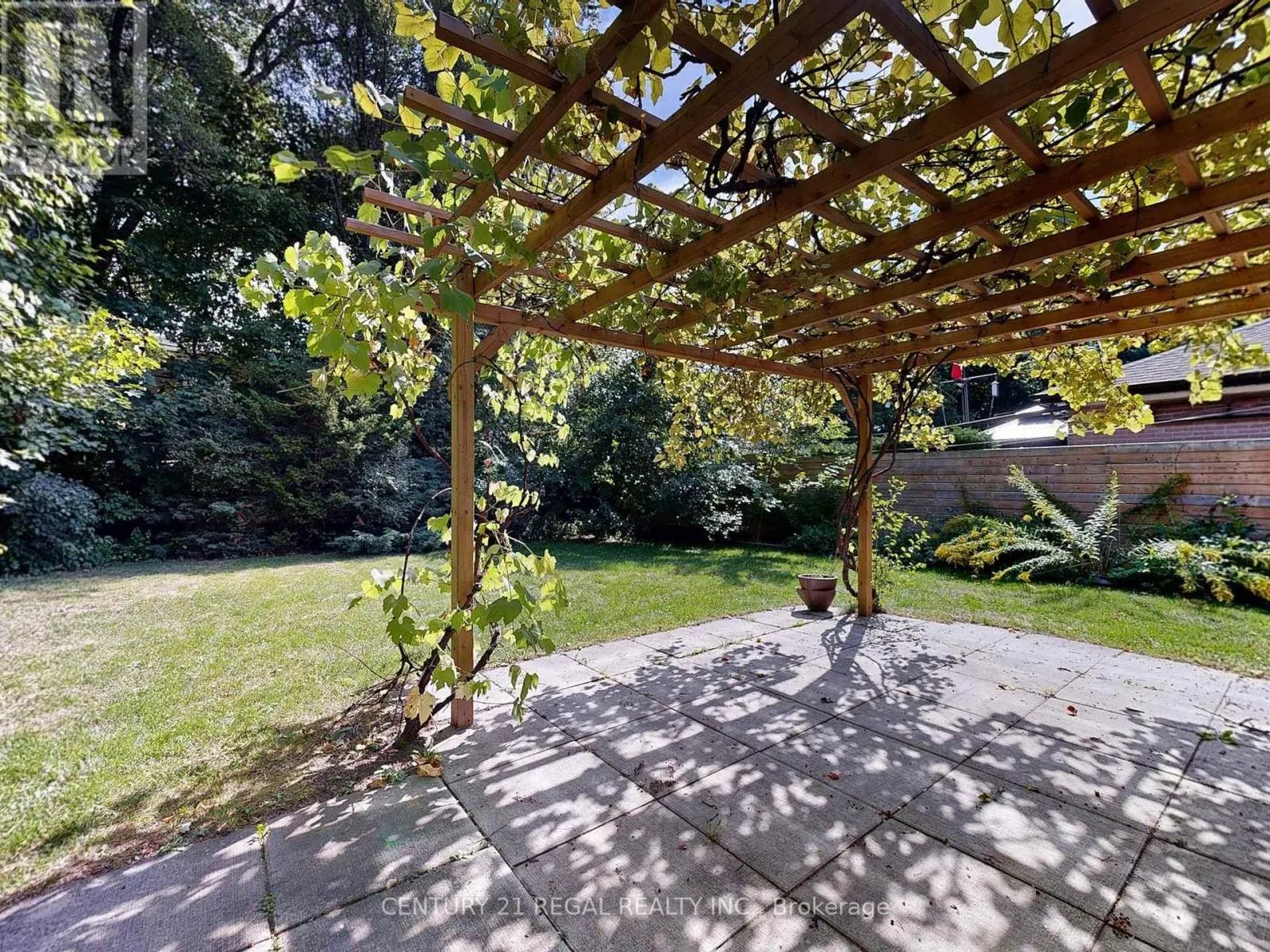 25 EVERMEDE DRIVE