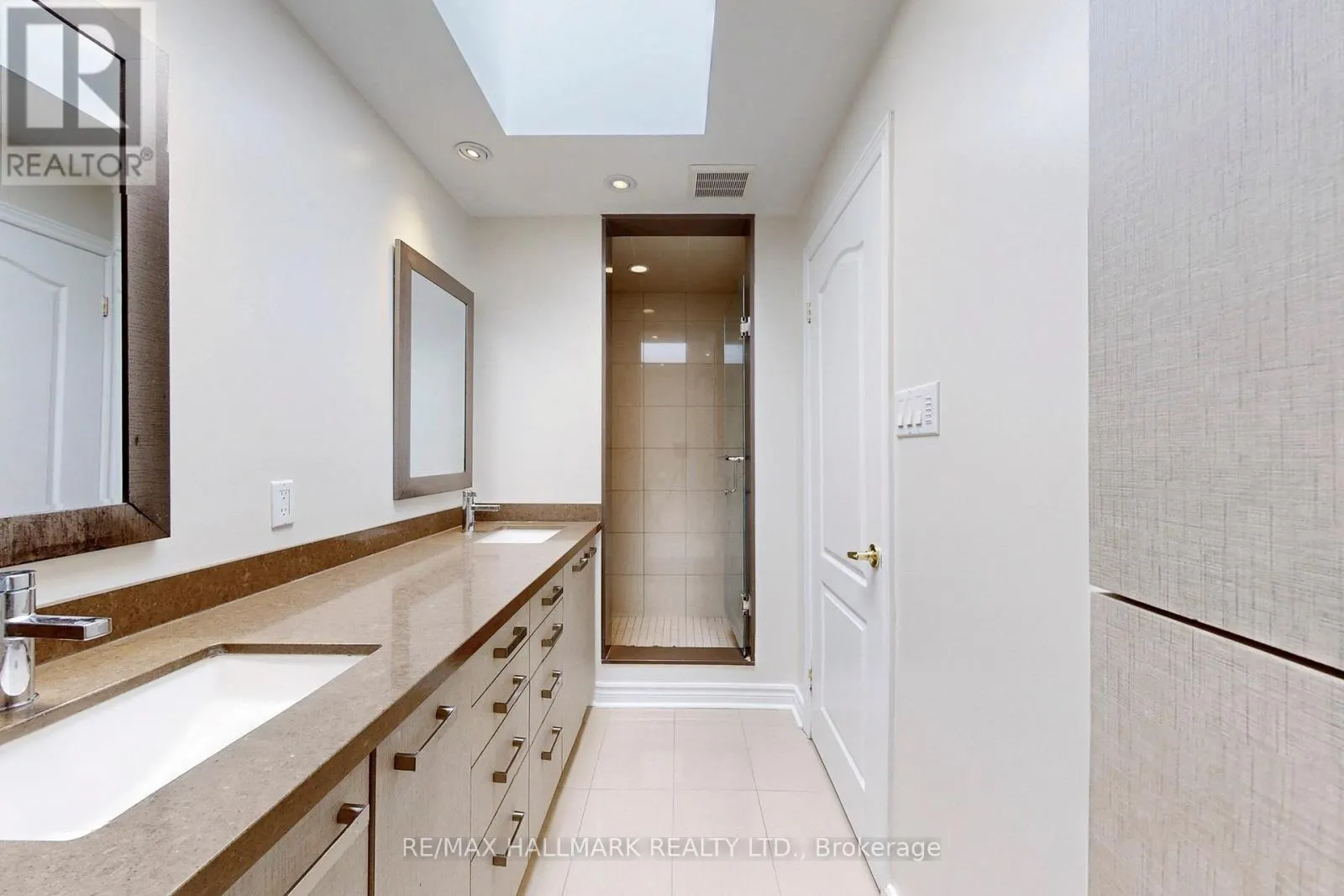 2 BUTTERFIELD DRIVE