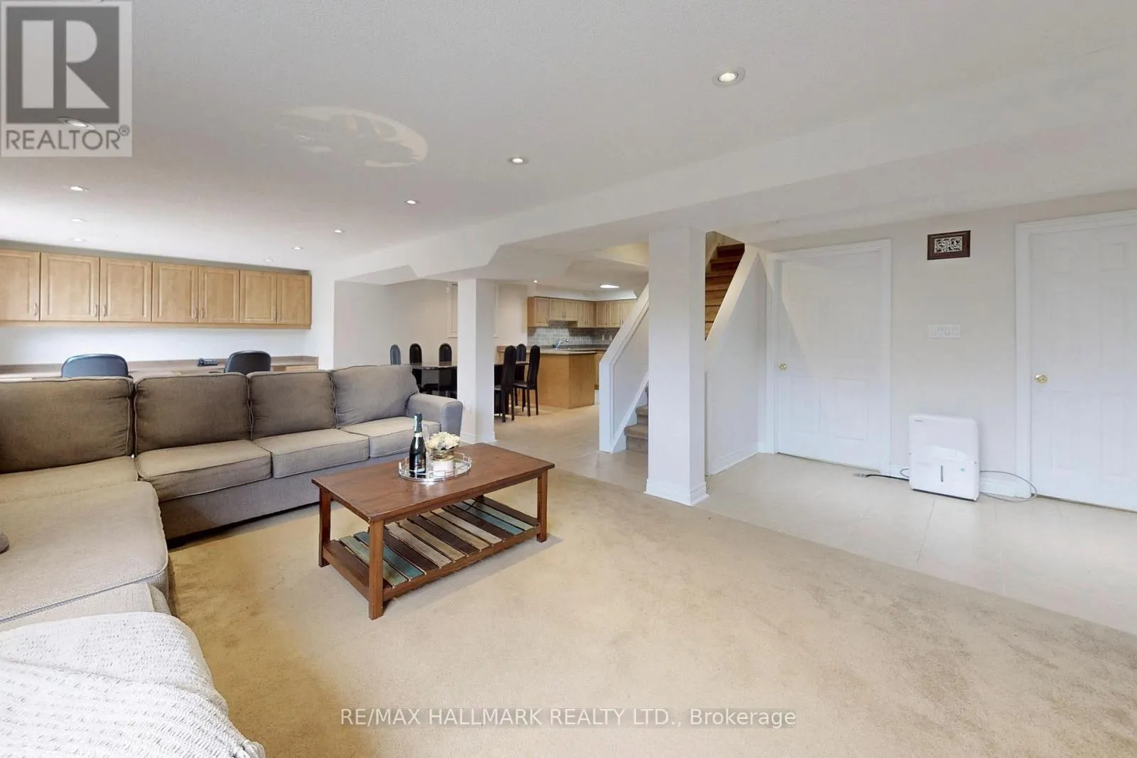 2 BUTTERFIELD DRIVE