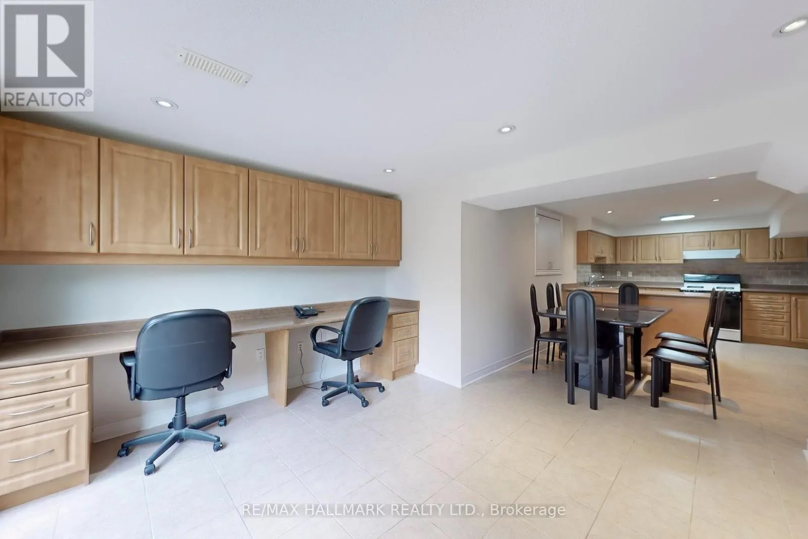 2 BUTTERFIELD DRIVE