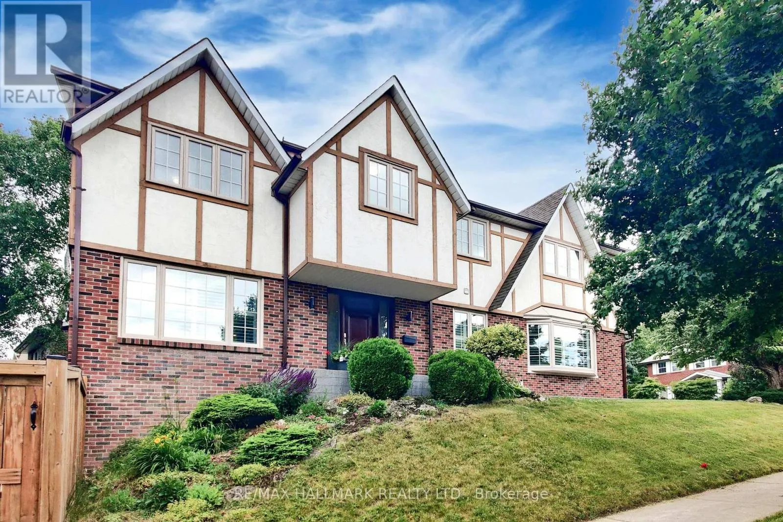 2 BUTTERFIELD DRIVE
