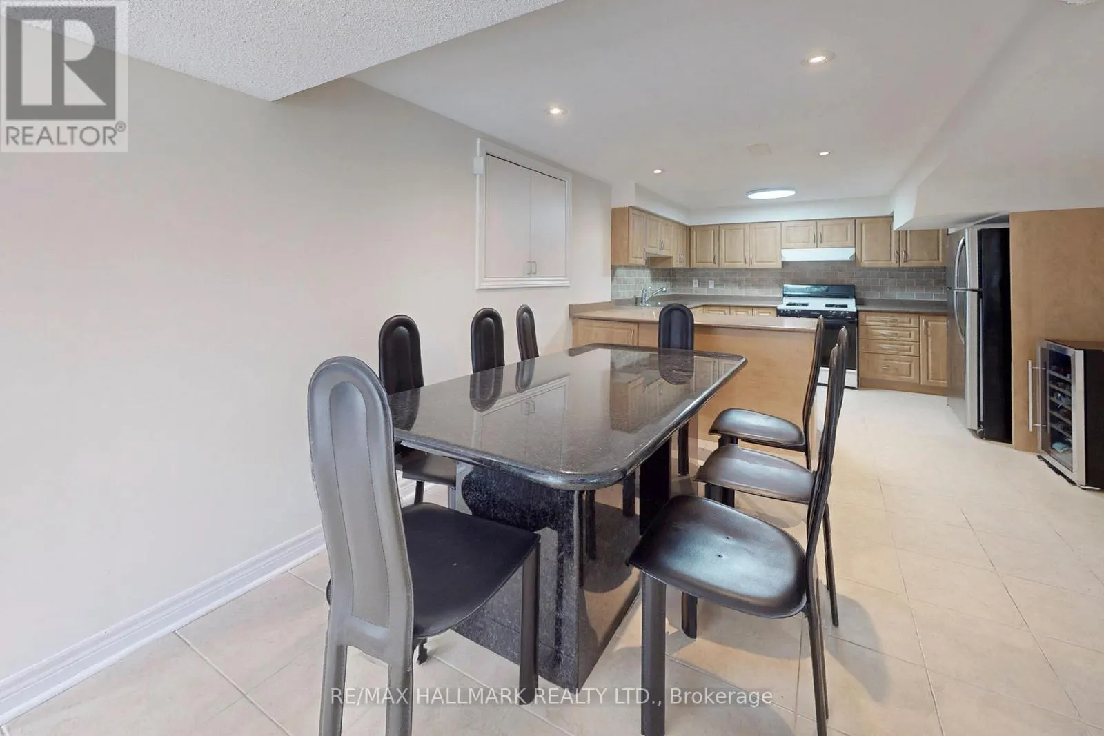 2 BUTTERFIELD DRIVE