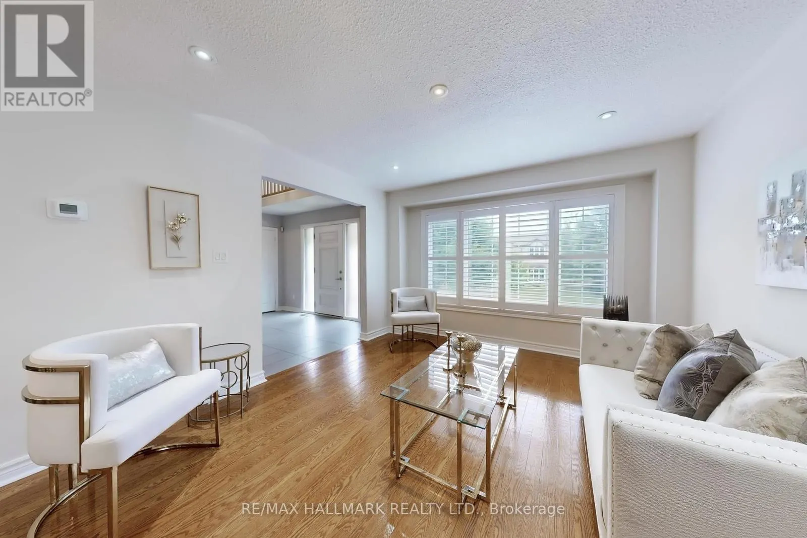 2 BUTTERFIELD DRIVE