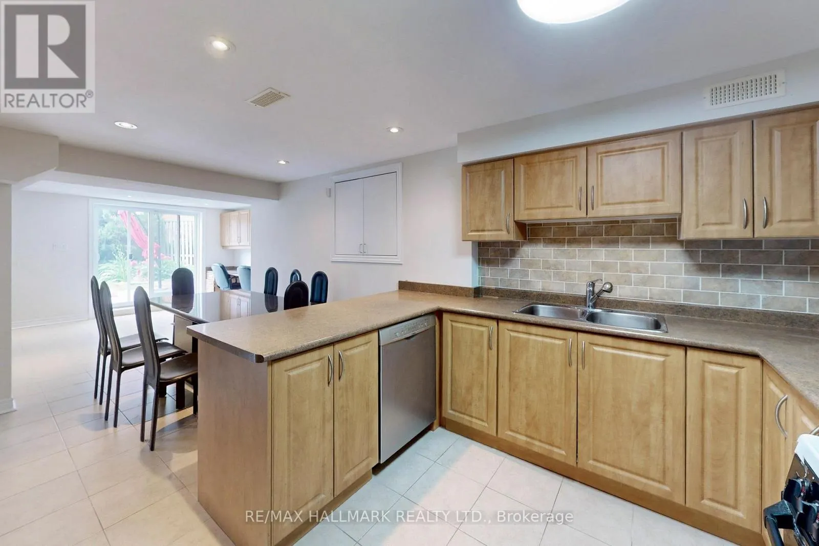 2 BUTTERFIELD DRIVE