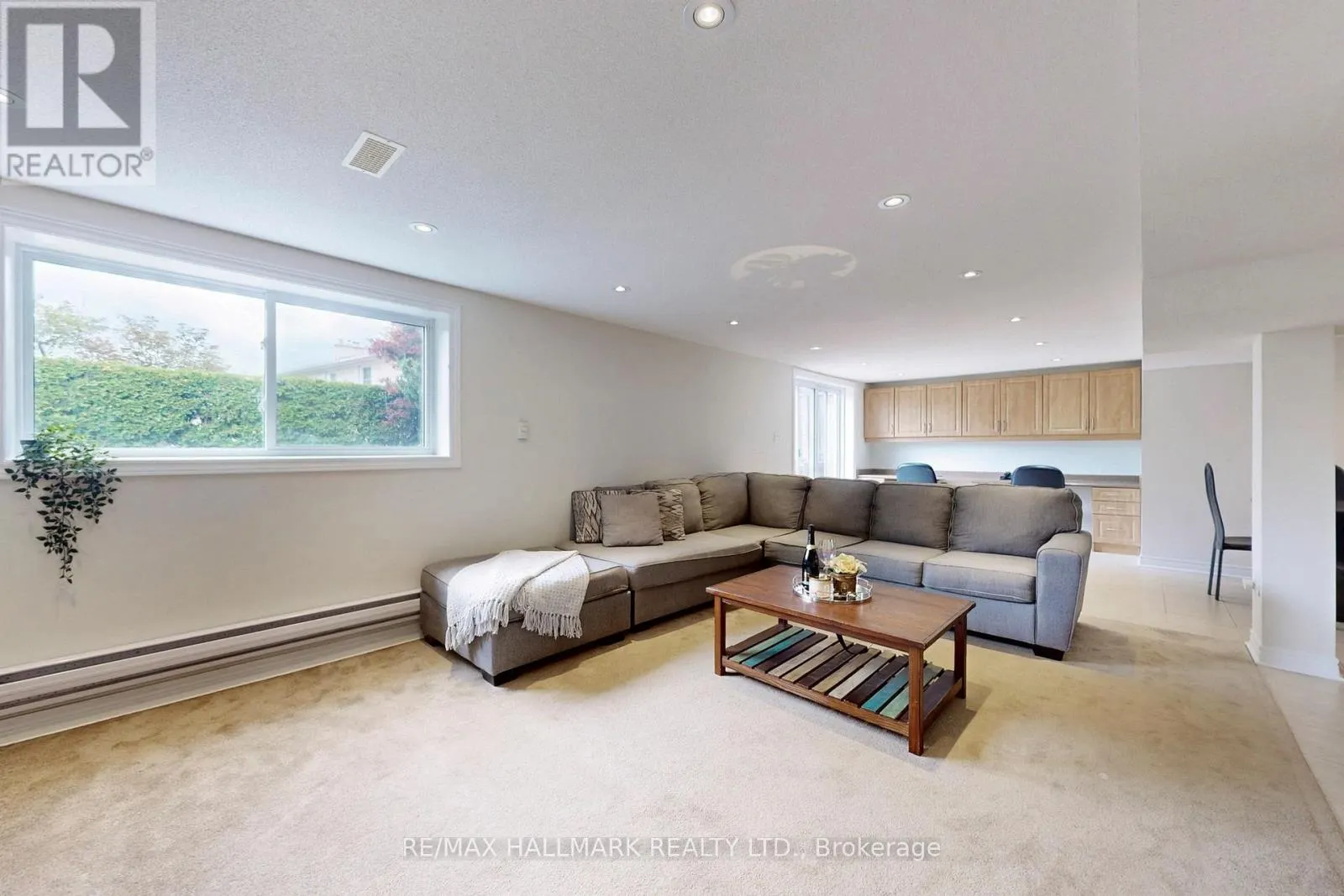 2 BUTTERFIELD DRIVE