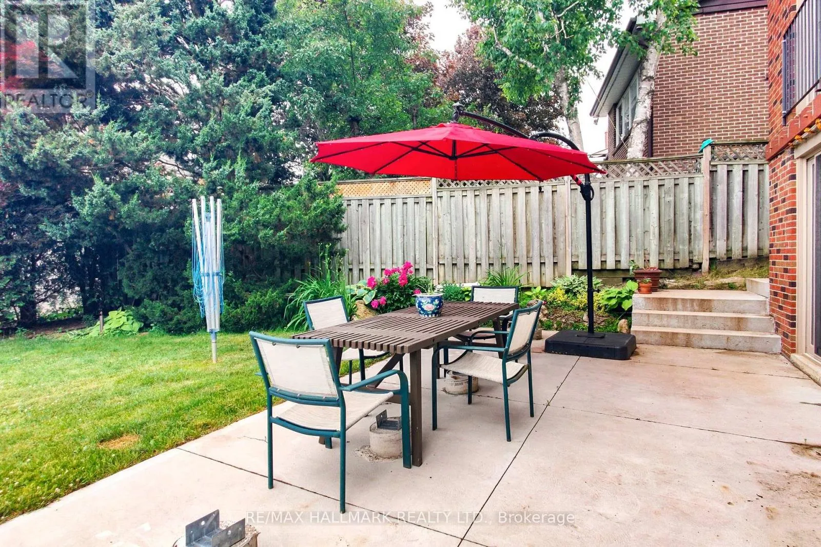 2 BUTTERFIELD DRIVE
