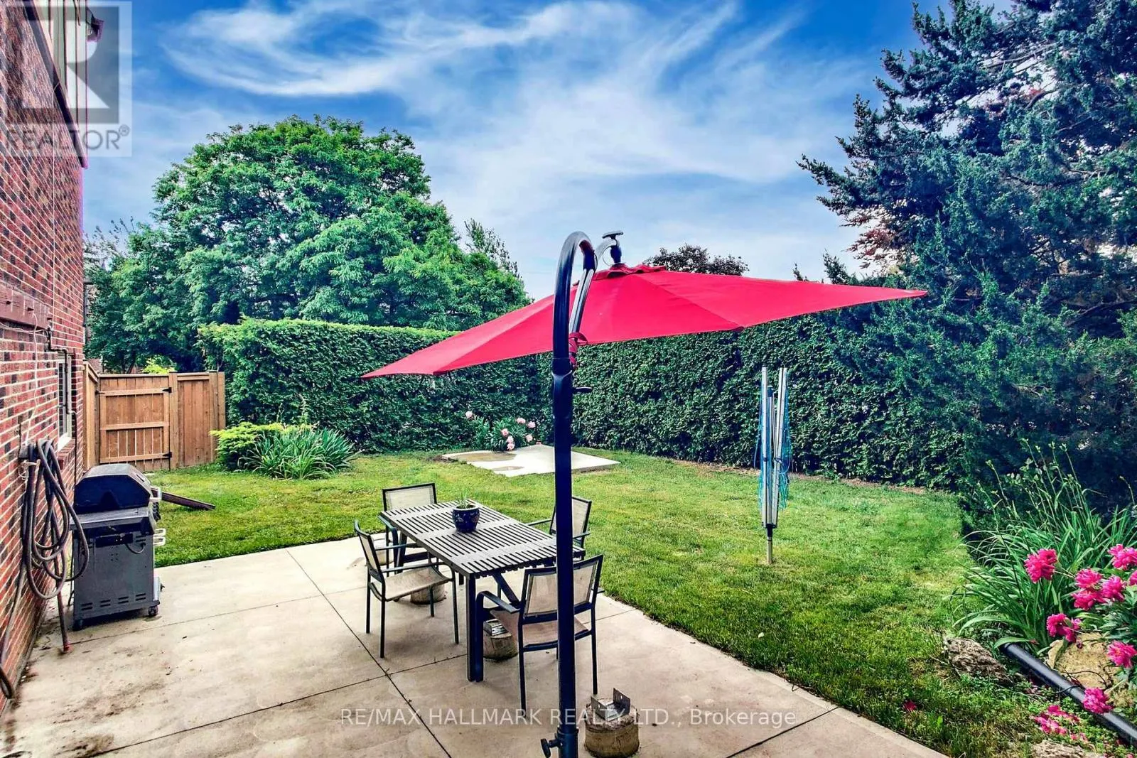2 BUTTERFIELD DRIVE
