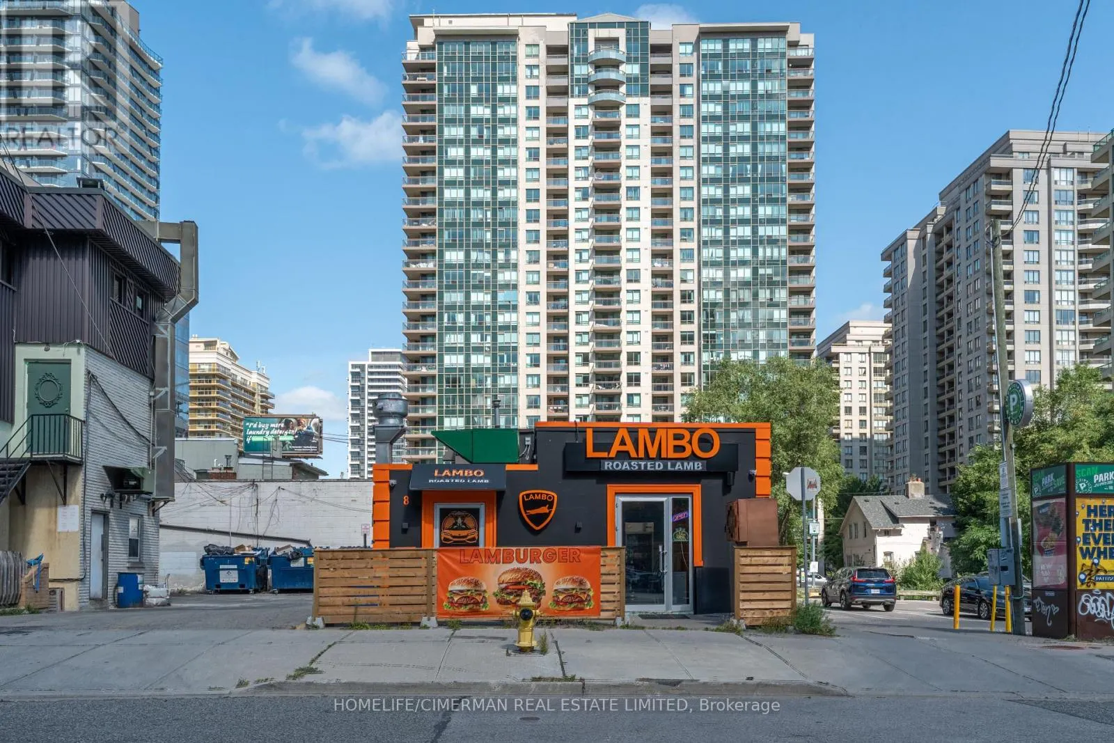 8 KINGSDALE AVENUE