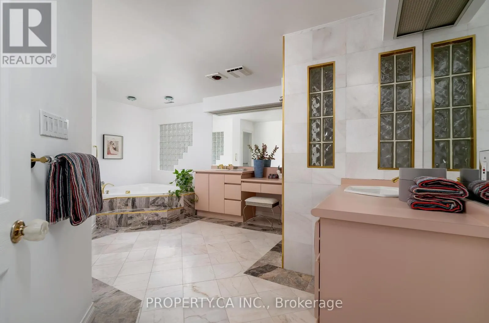 228 BETTY ANN DRIVE