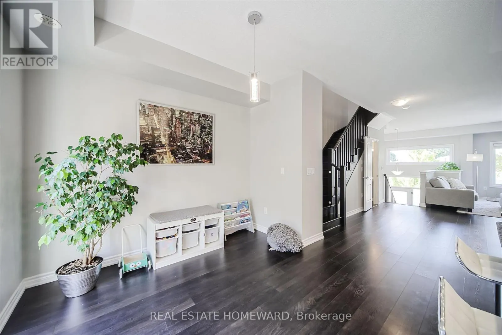 55 ANTIBES DRIVE