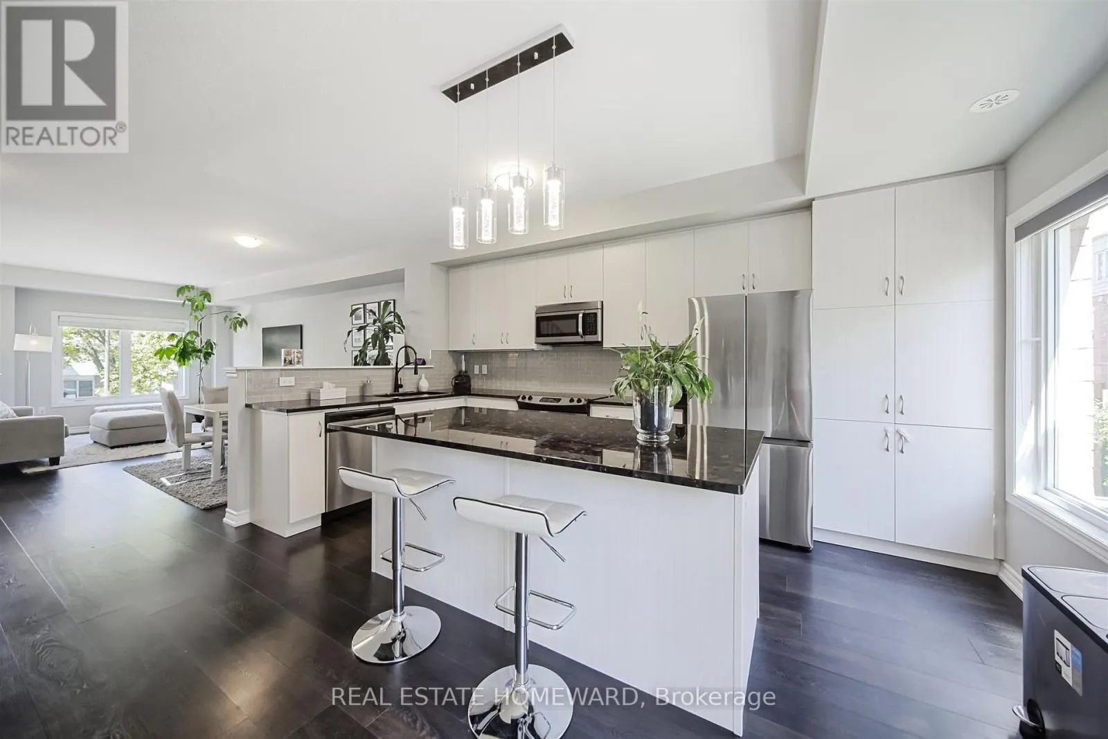 55 ANTIBES DRIVE