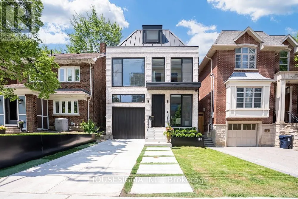 188 DUPLEX AVENUE