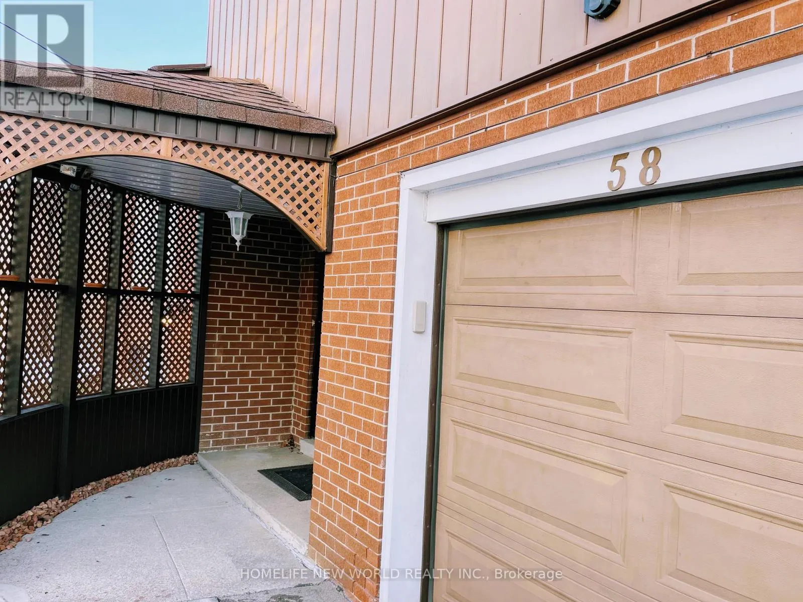 58 MARATHON CRESCENT