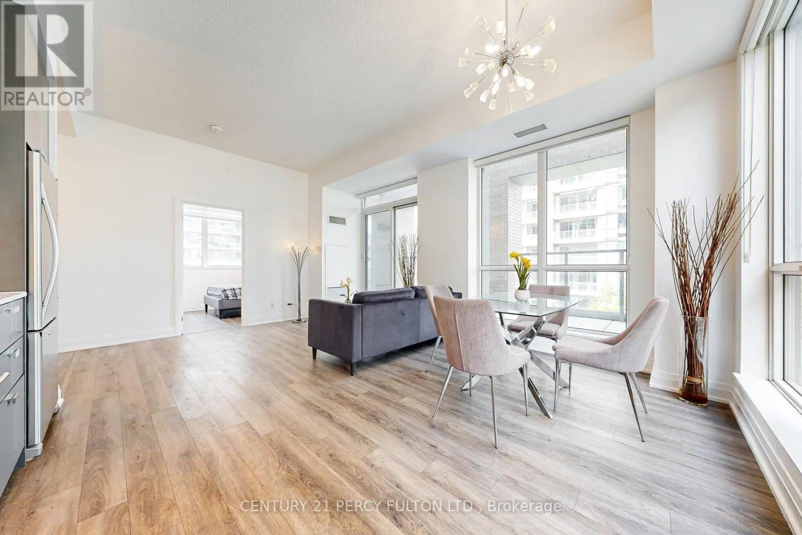 308 - 56 FOREST MANOR ROAD