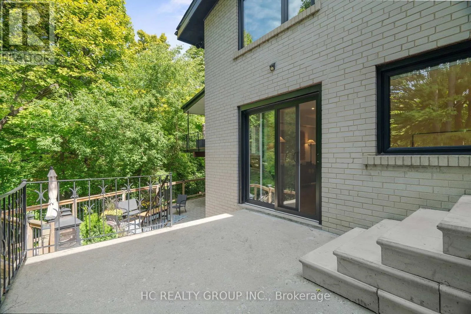 24 ADDINGTON AVENUE