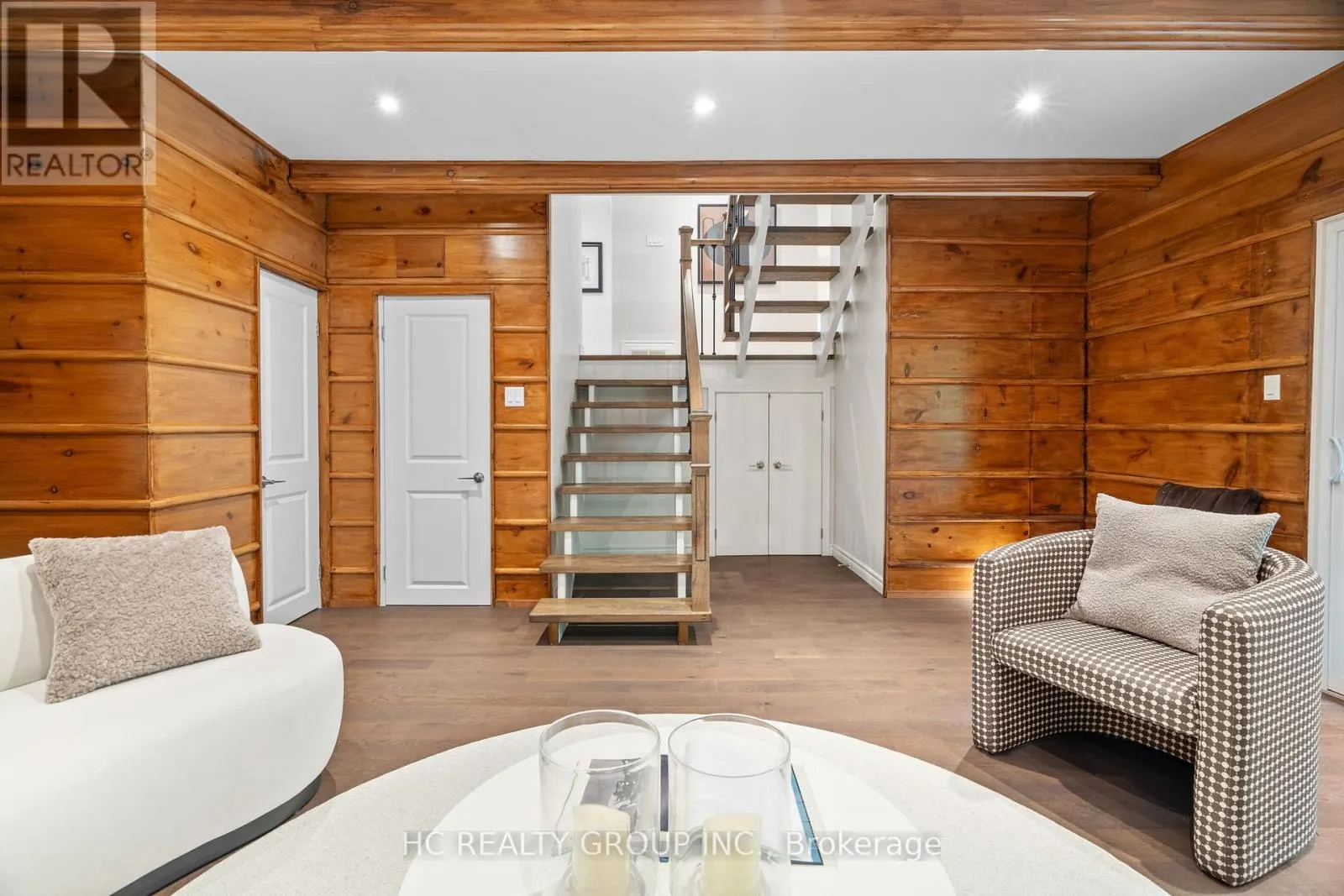 24 ADDINGTON AVENUE