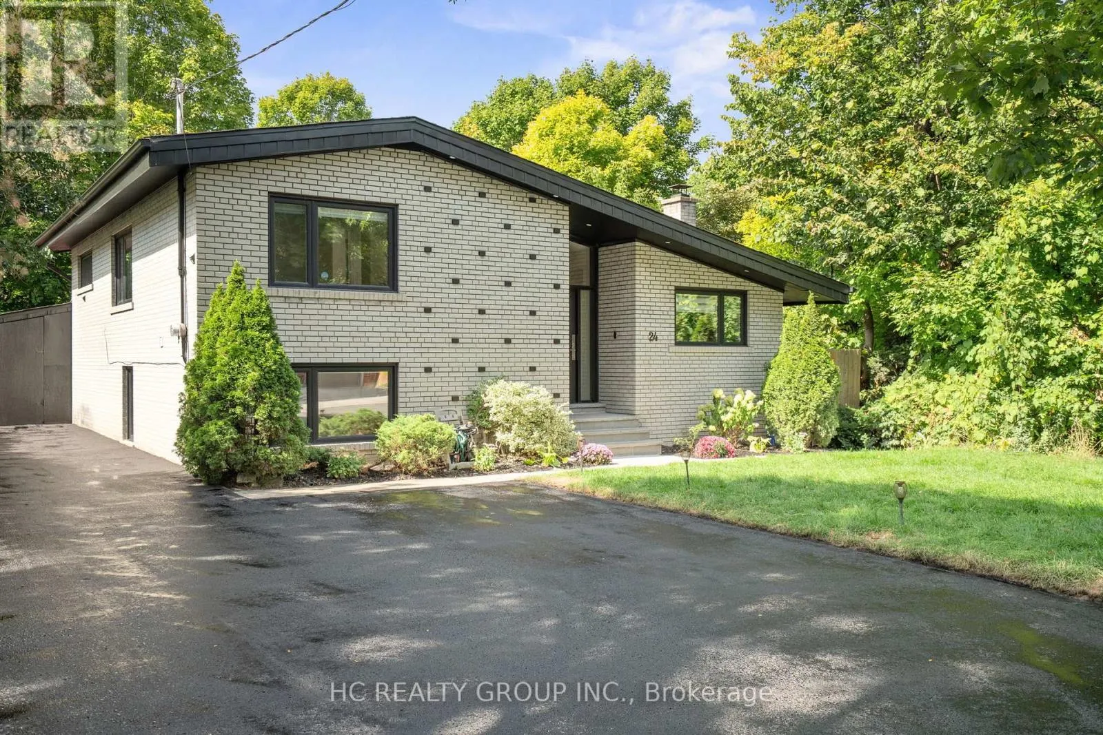 24 ADDINGTON AVENUE