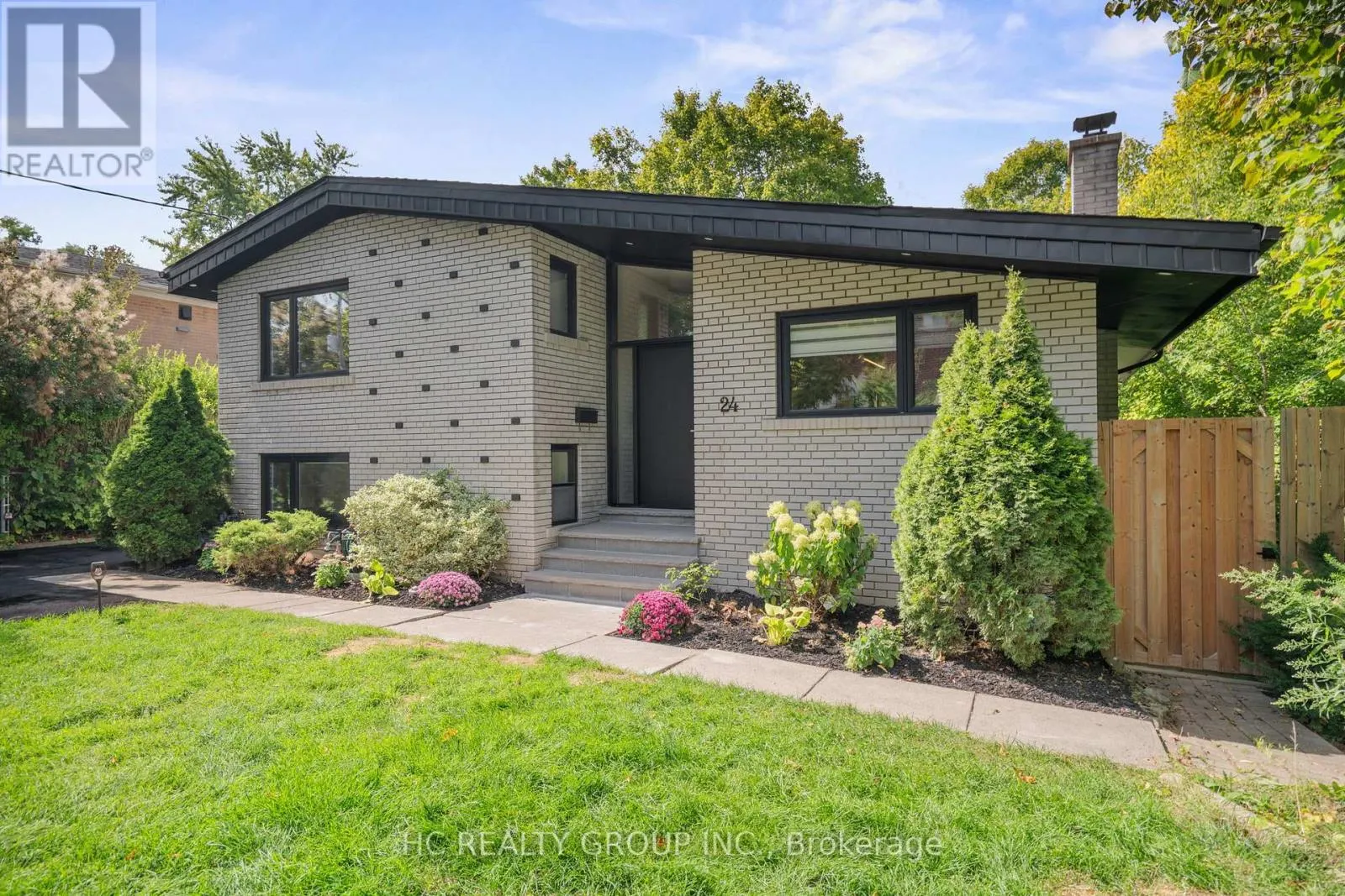 24 ADDINGTON AVENUE