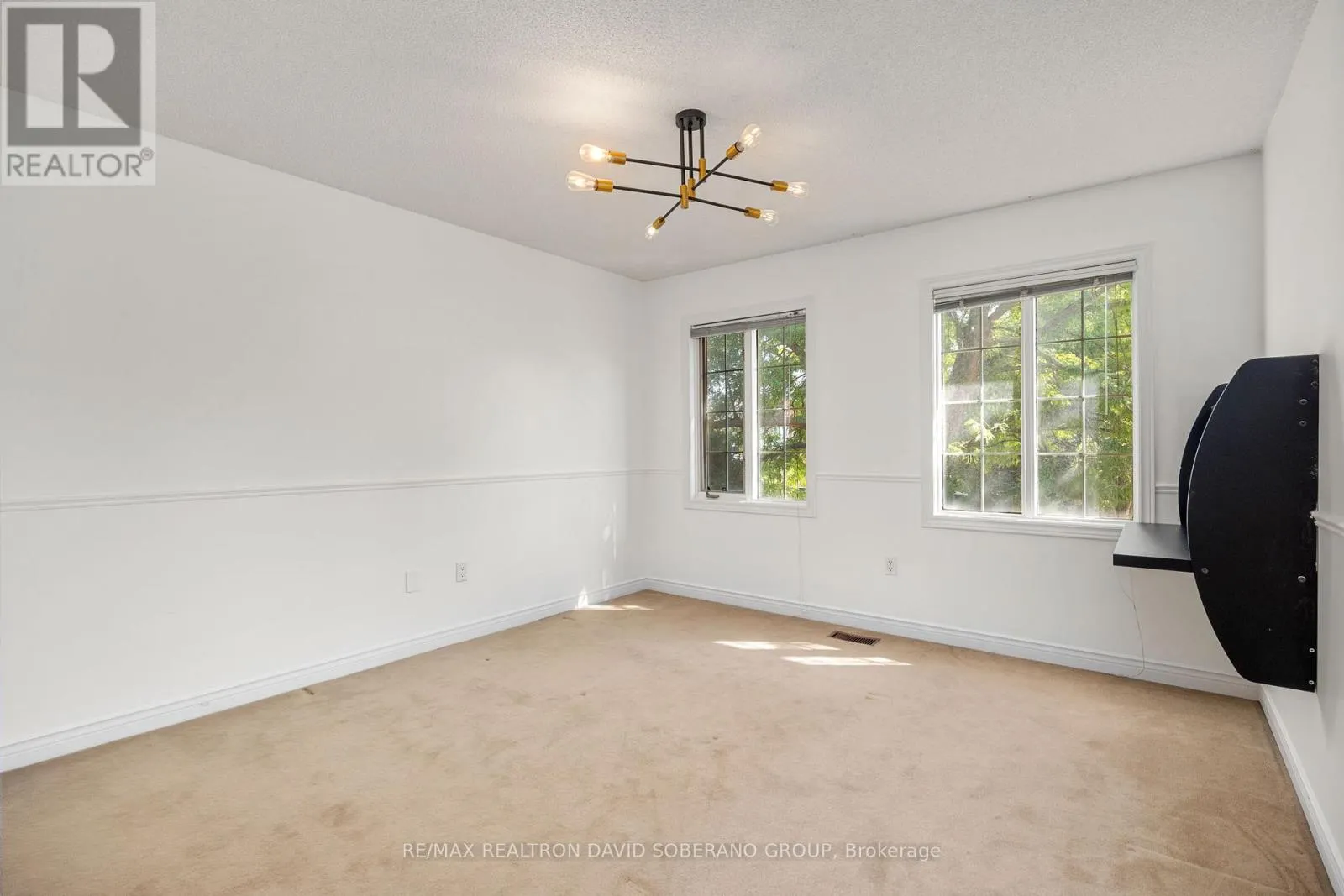 10 TILLINGHAM KEEP
