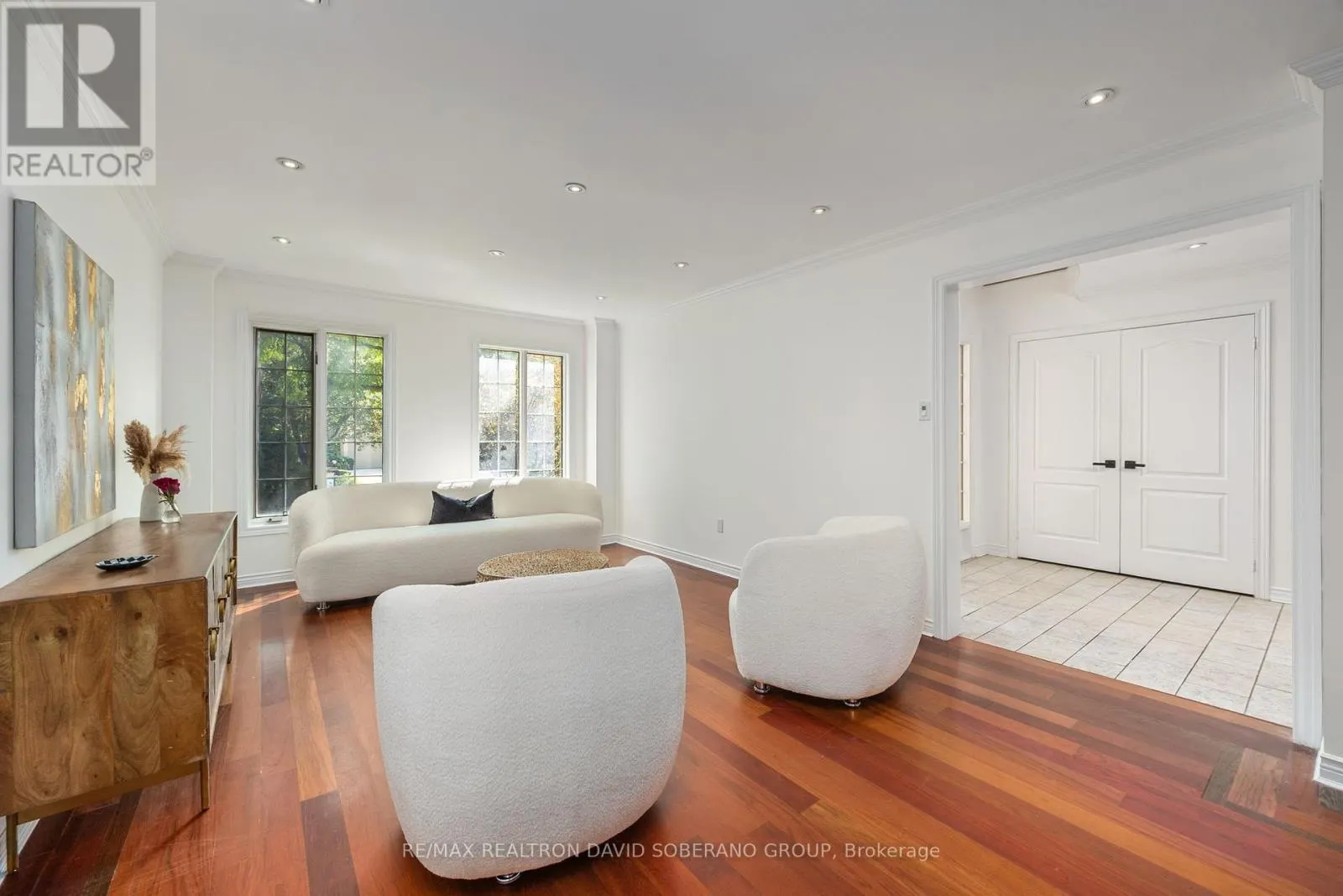 10 TILLINGHAM KEEP