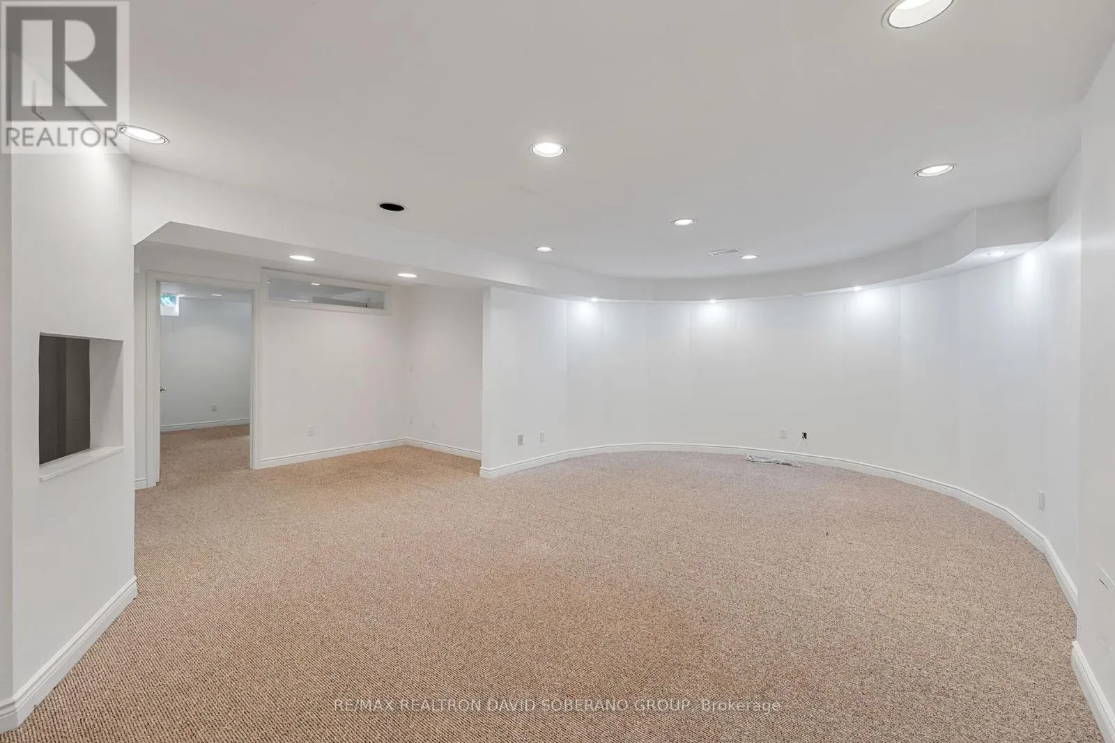 10 TILLINGHAM KEEP