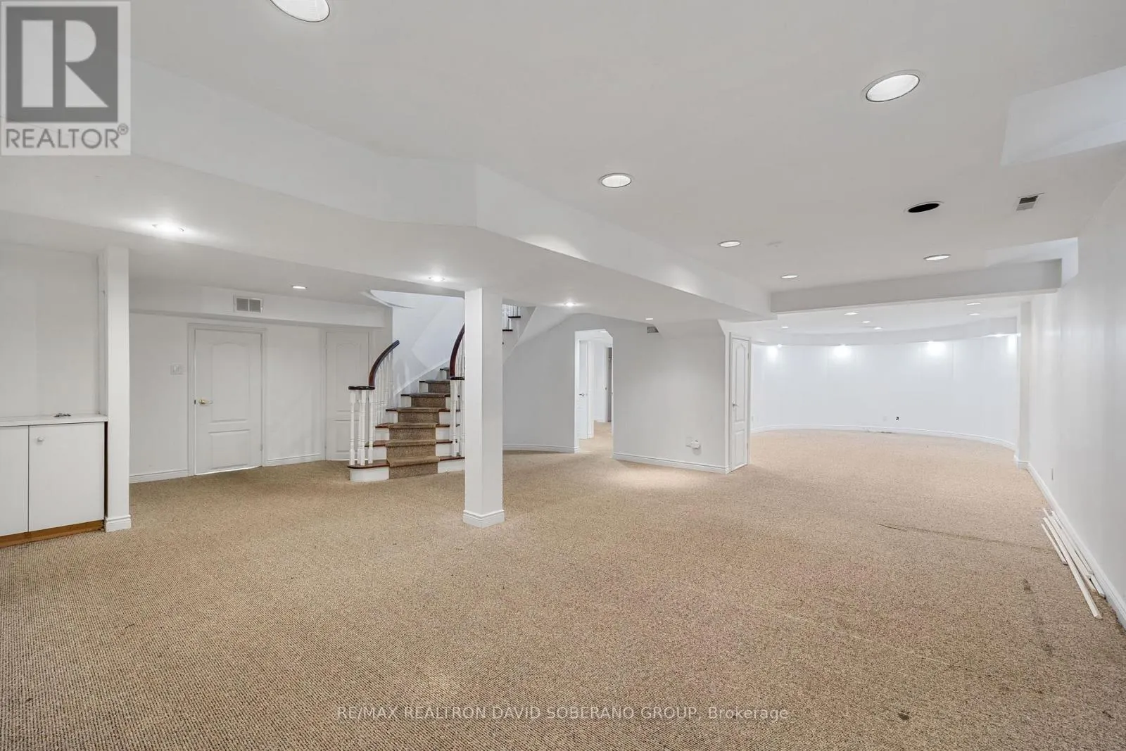 10 TILLINGHAM KEEP
