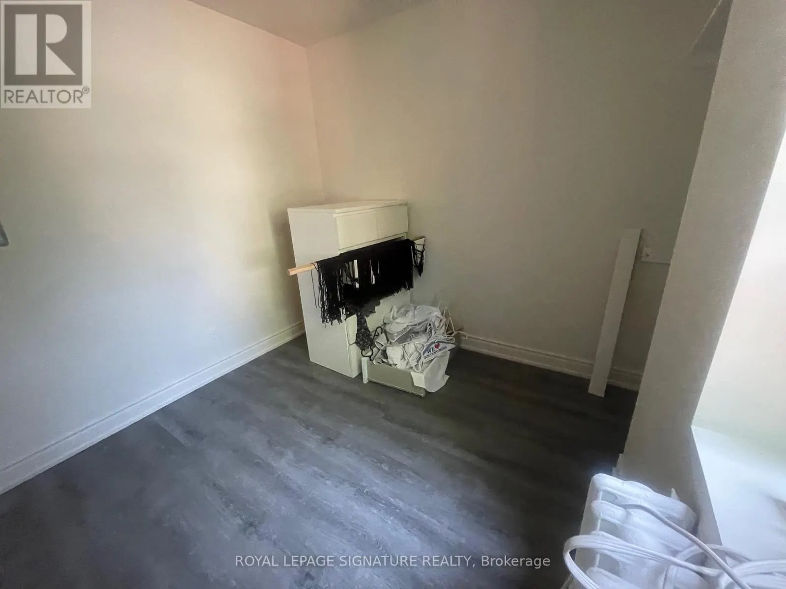 24 - 394 DOVERCOURT ROAD