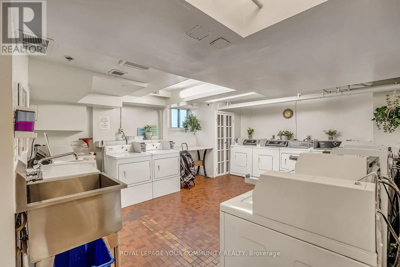 503 - 212 ST GEORGE STREET