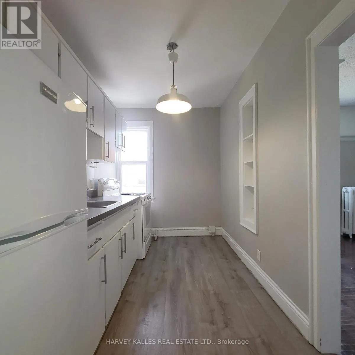 5 - 1 BROOKDALE AVENUE