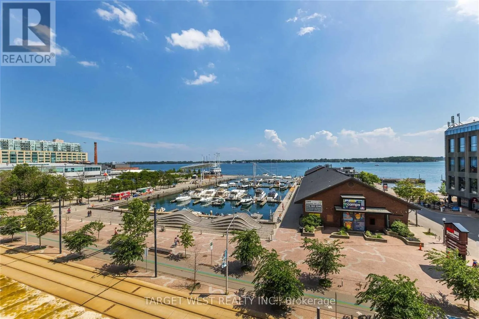 1903 - 250 QUEENS QUAY W