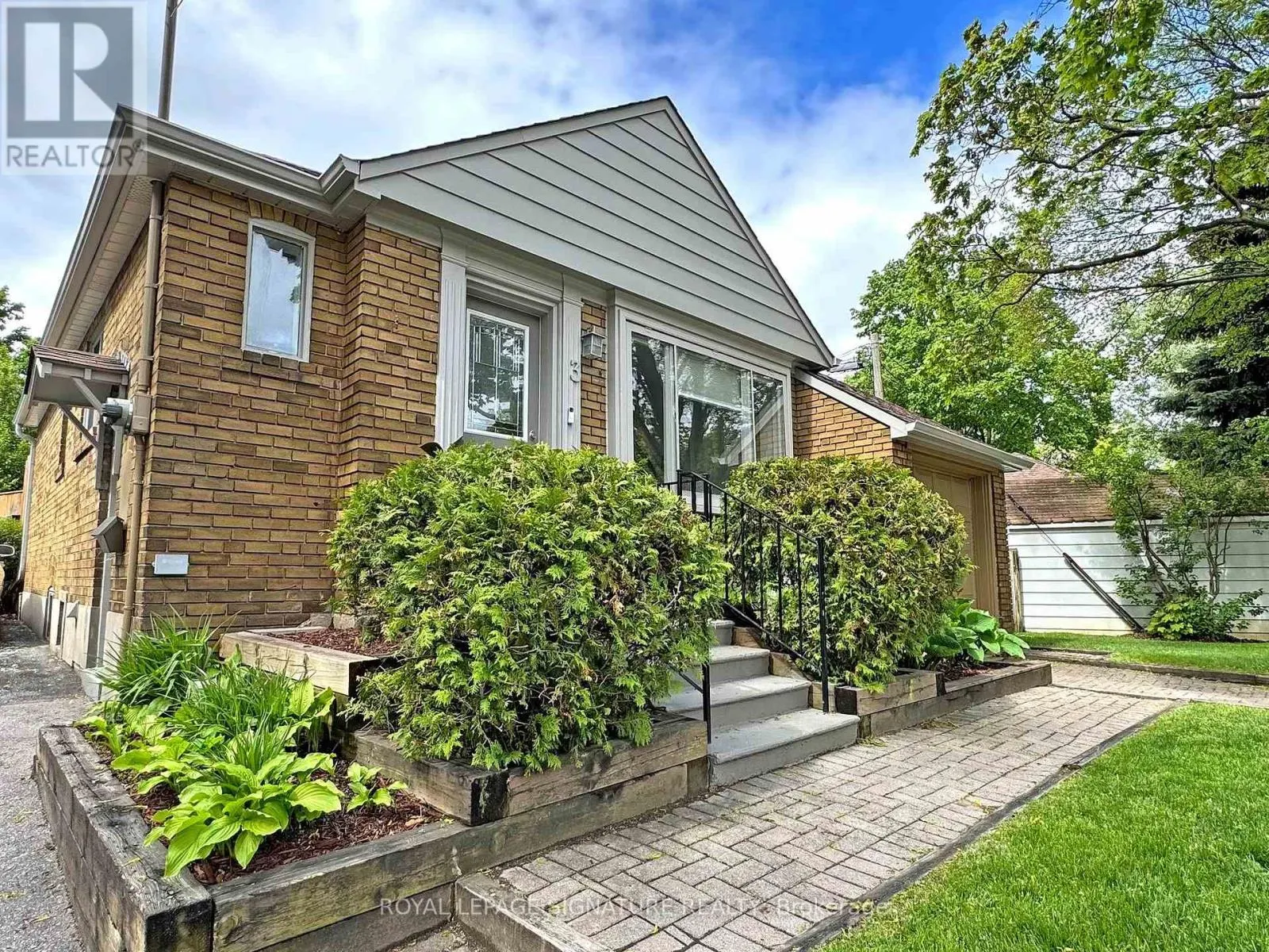 3 KENRAE ROAD