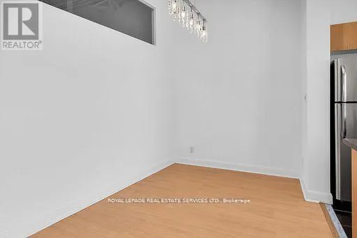 PH13 - 700 KING STREET W